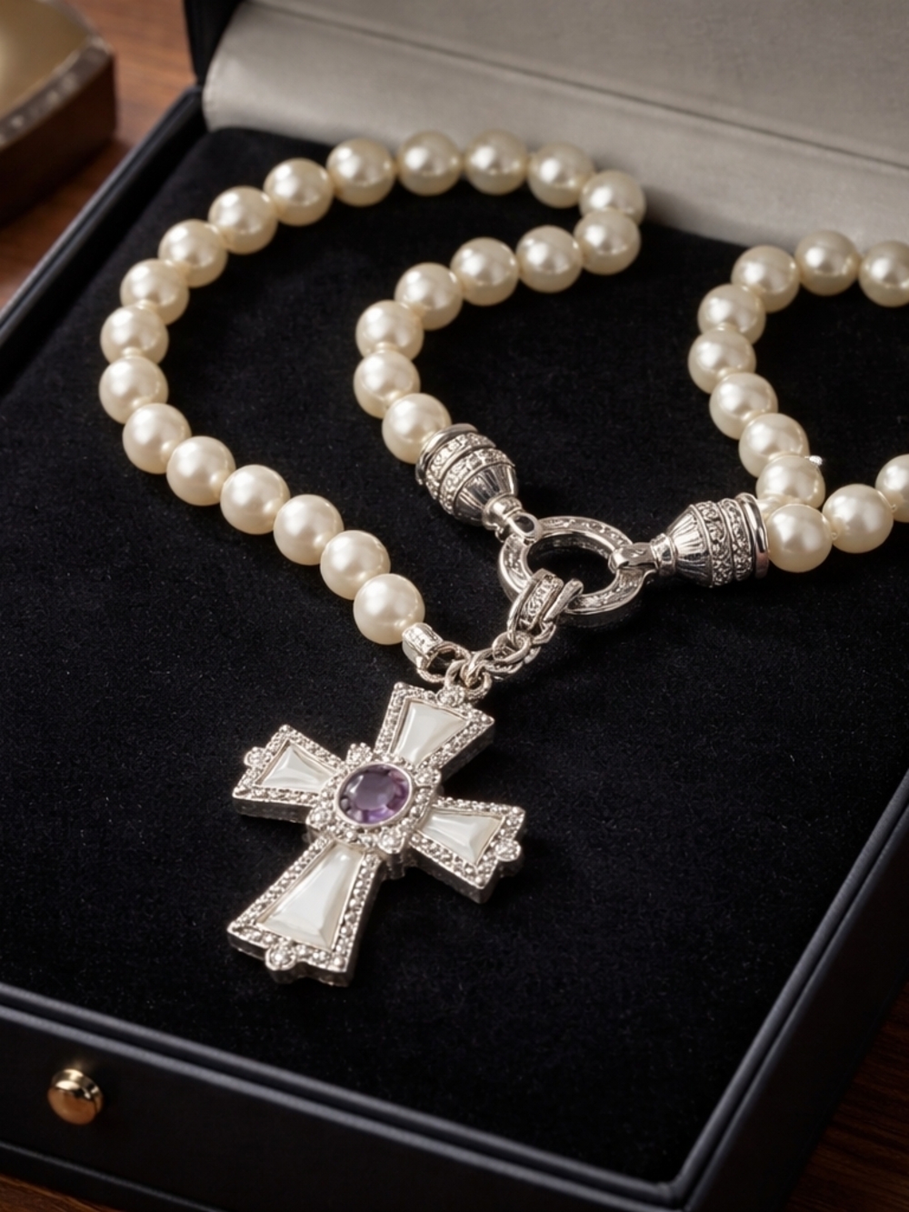 Judith Ripka 925 Sterling Silver Amethyst Mother of Pearl Cross Pendant Necklace